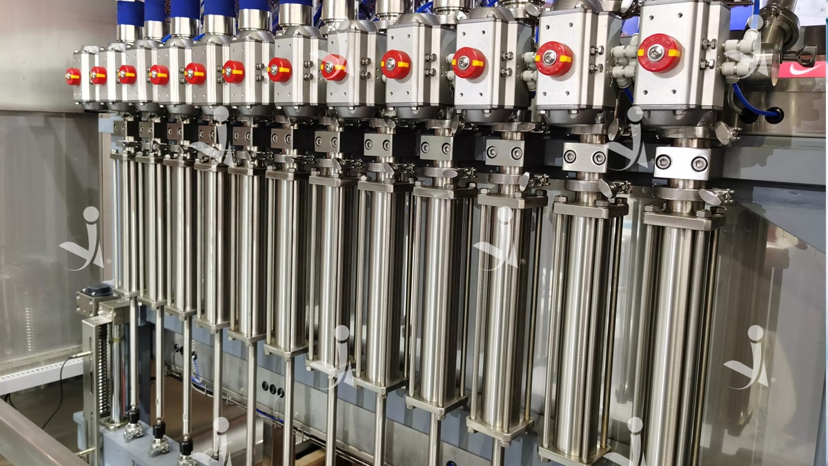 12 đầu chiêt rót Piston